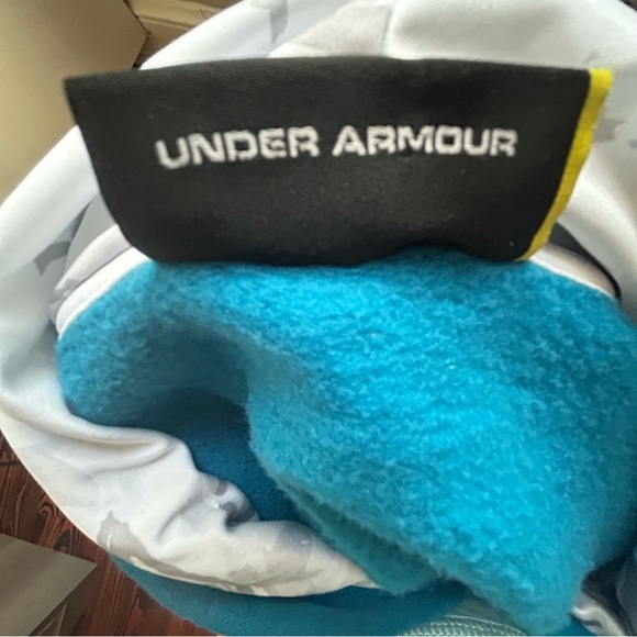 Under Armour Cyan Loose Fit Hoodie with Silver Logo Size Large - Picture 5 of 7